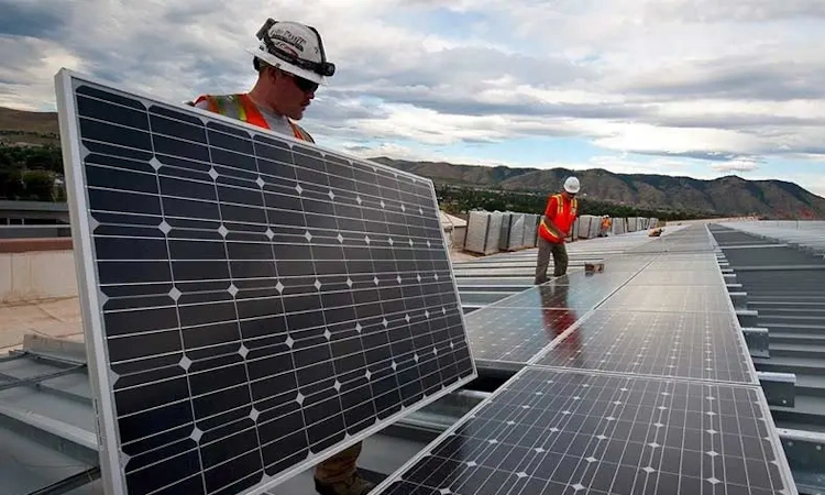 Panouri fotovoltaice - specificatii Panouri fotovoltaice - specificatii